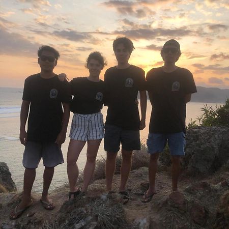 Tropical Sunday Bungalow - Surf And Stay 塞隆贝拉纳克 外观 照片